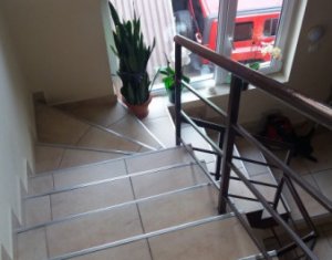 Lakás 4 szobák kiadó on Cluj-napoca, Zóna Centru