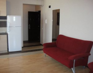 Appartement 3 chambres à louer dans Cluj-napoca, zone Zorilor