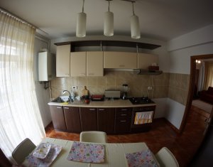 Appartement 3 chambres à louer dans Cluj-napoca, zone Buna Ziua