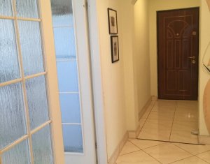 Appartement 3 chambres à louer dans Cluj-napoca, zone Gheorgheni