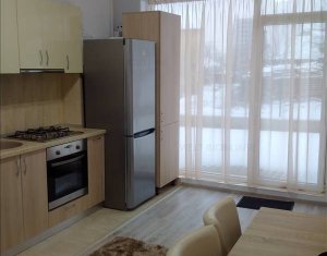 Appartement 3 chambres à louer dans Cluj-napoca, zone Marasti