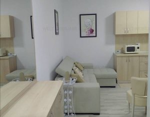 Appartement 3 chambres à louer dans Cluj-napoca, zone Marasti