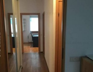 Appartement 3 chambres à louer dans Cluj-napoca, zone Centru