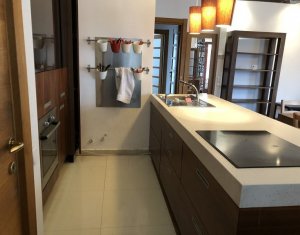 Appartement 3 chambres à louer dans Cluj-napoca, zone Centru