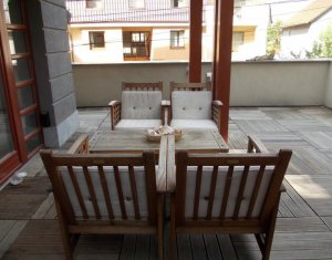 Appartement 3 chambres à louer dans Cluj-napoca, zone Centru