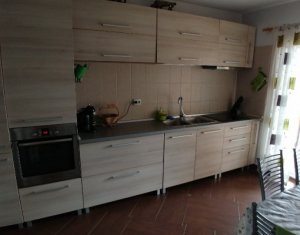 Appartement 4 chambres à louer dans Cluj-napoca, zone Europa