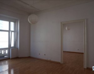 Appartement 5 chambres à louer dans Cluj-napoca, zone Centru