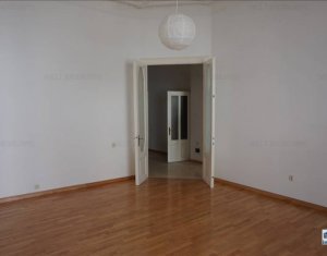 Appartement 5 chambres à louer dans Cluj-napoca, zone Centru