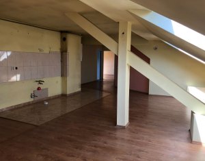 Lakás 4 szobák kiadó on Cluj-napoca, Zóna Centru