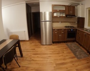 Appartement 3 chambres à louer dans Cluj-napoca, zone Borhanci