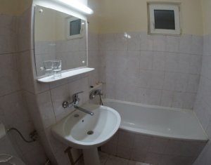 Appartement 4 chambres à louer dans Cluj-napoca, zone Zorilor
