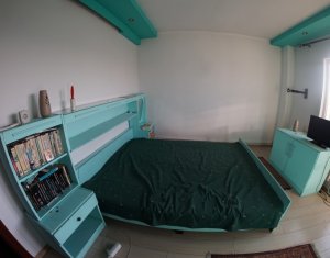 Appartement 4 chambres à louer dans Cluj-napoca, zone Marasti
