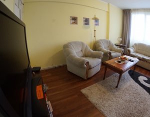 Appartement 3 chambres à louer dans Cluj-napoca, zone Centru