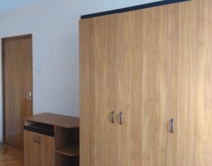Appartement 4 chambres à louer dans Cluj-napoca, zone Manastur