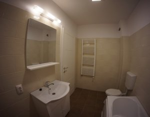 Appartement 3 chambres à vendre dans Cluj-napoca, zone Dambul Rotund