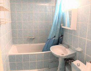Appartement 3 chambres à vendre dans Cluj-napoca, zone Intre Lacuri