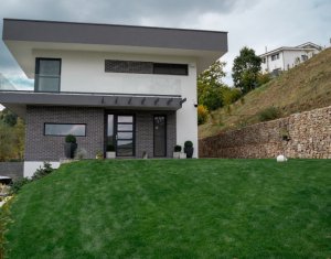 Maison 5 chambres à vendre dans Feleacu