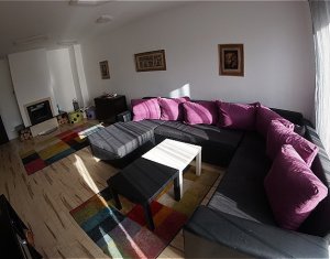 Maison 5 chambres à louer dans Cluj-napoca, zone Intre Lacuri