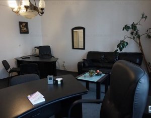 Bureau à louer dans Cluj-napoca, zone Centru