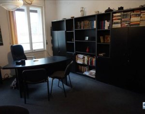 Bureau à louer dans Cluj-napoca, zone Centru