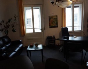 Bureau à louer dans Cluj-napoca, zone Centru