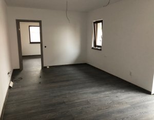 Appartement 3 chambres à louer dans Floresti