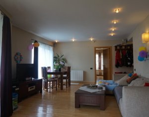 Appartement 3 chambres à louer dans Cluj-napoca, zone Zorilor