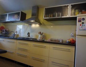 Appartement 3 chambres à louer dans Cluj-napoca, zone Zorilor