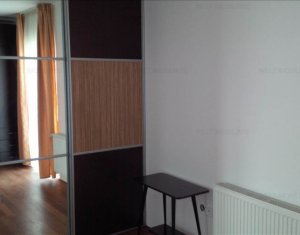Appartement 4 chambres à louer dans Cluj-napoca, zone Zorilor