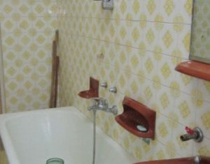 Maison 3 chambres à louer dans Cluj-napoca, zone Andrei Muresanu
