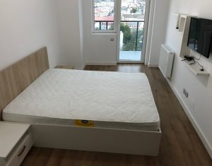 Appartement 3 chambres à louer dans Cluj-napoca, zone Centru