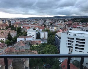 Appartement 3 chambres à louer dans Cluj-napoca, zone Centru