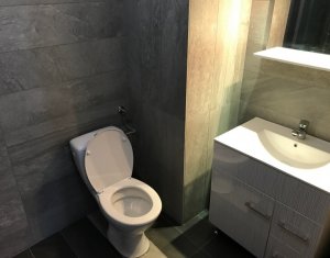 Appartement 3 chambres à louer dans Cluj-napoca, zone Centru