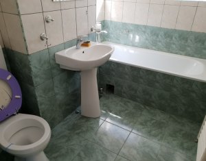 Appartement 3 chambres à louer dans Cluj-napoca, zone Zorilor