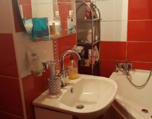 Appartement 3 chambres à louer dans Cluj-napoca, zone Marasti