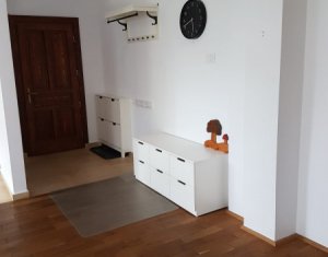 Appartement 4 chambres à louer dans Cluj-napoca, zone Centru