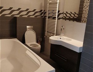 Appartement 3 chambres à louer dans Cluj-napoca, zone Plopilor