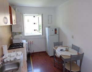 Appartement 3 chambres à louer dans Cluj-napoca, zone Manastur