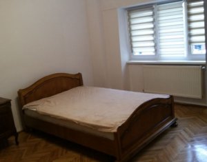 Appartement 3 chambres à louer dans Cluj-napoca, zone Manastur