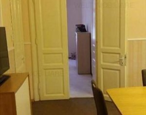 Appartement 4 chambres à louer dans Cluj-napoca, zone Centru