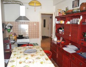 Appartement 2 chambres à louer dans Cluj-napoca, zone Centru