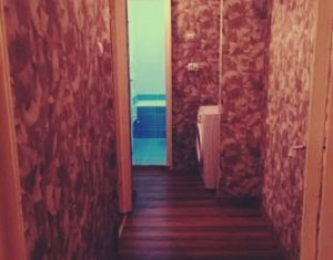 Appartement 3 chambres à louer dans Cluj-napoca, zone Manastur