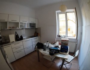 , 100m2 dans Cluj-napoca, zone Centru