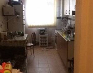 Appartement 3 chambres à louer dans Cluj-napoca, zone Centru