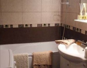 Appartement 3 chambres à louer dans Cluj-napoca, zone Marasti