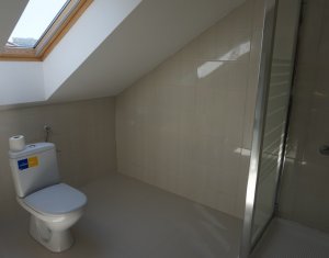 Appartement 3 chambres à louer dans Cluj-napoca, zone Buna Ziua