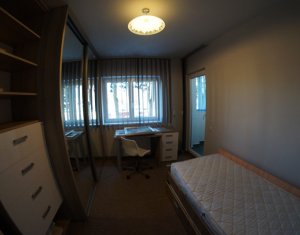 Appartement 4 chambres à louer dans Cluj-napoca, zone Zorilor