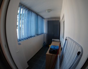 Appartement 4 chambres à louer dans Cluj-napoca, zone Zorilor