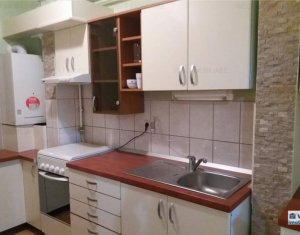 Appartement 3 chambres à louer dans Cluj-napoca, zone Centru