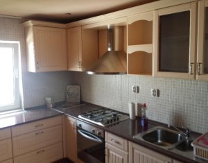 , 80m2 dans Cluj-napoca, zone Manastur